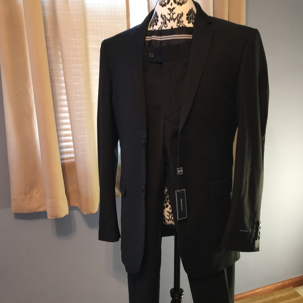 Braveman 2 Piece Black Suit  - Size 38L